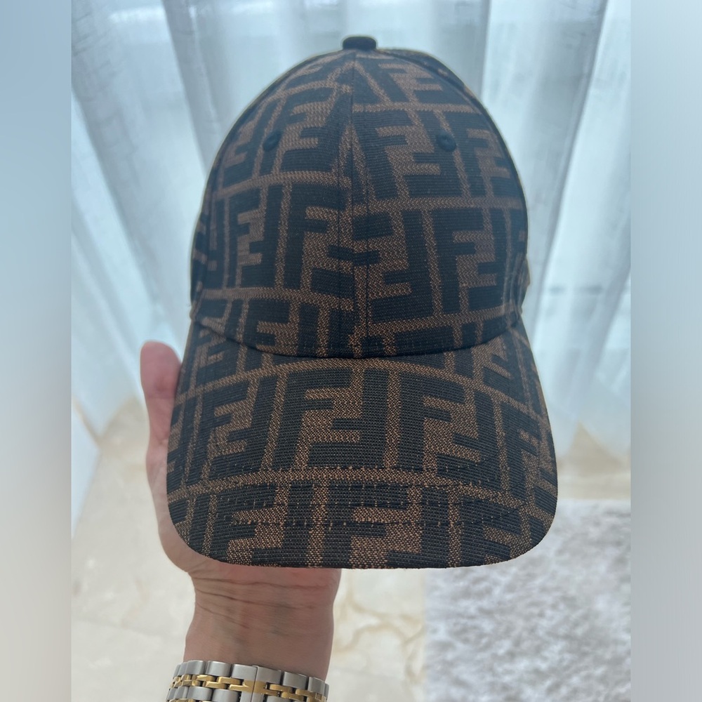 Fendi* baseball hat
